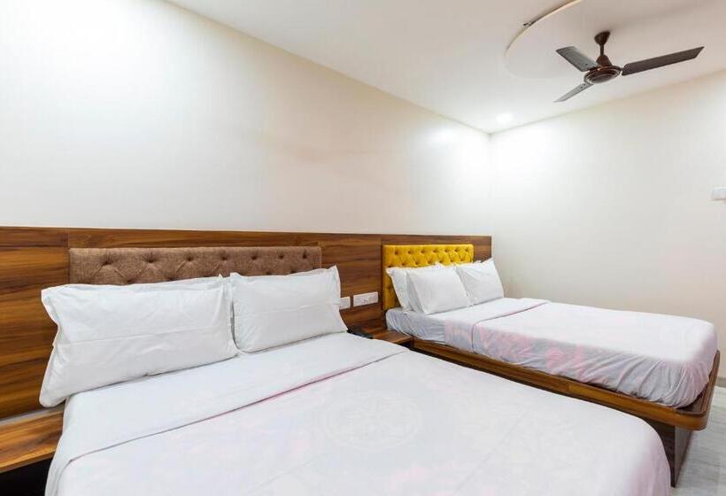 Hotelli Samrat Palace