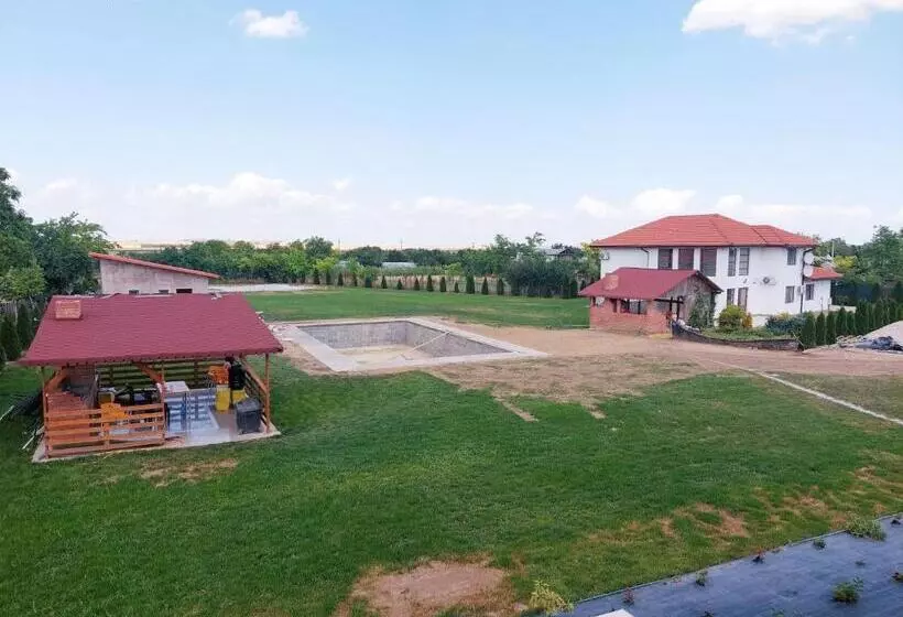 Pensiunea Paradiso Sarinasuf