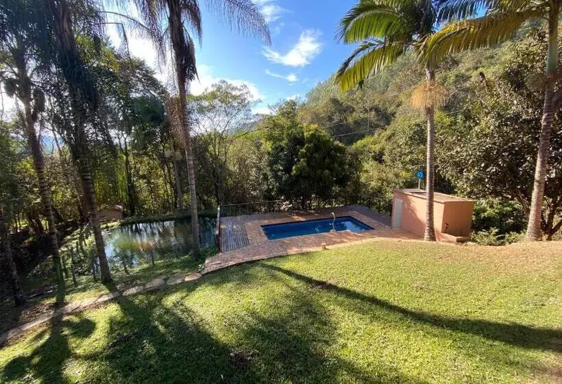 Aamiaismajoitus (B&B) Casa Dos Coqueiros   Cama, Café E Eventos