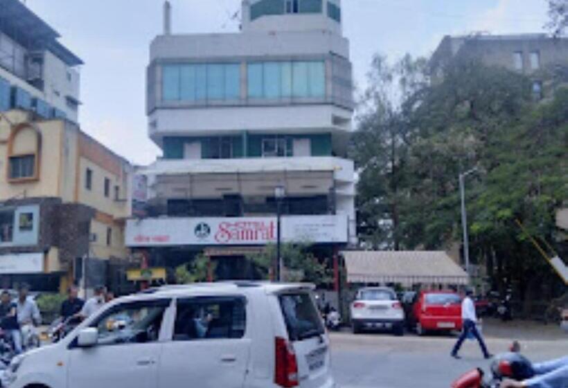 هتل Samrat Nashik