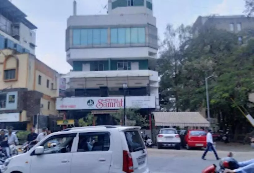 ホテル Samrat Nashik