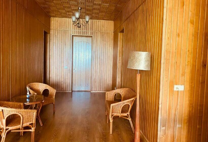 پانسیون Eco Village Tskaltubo