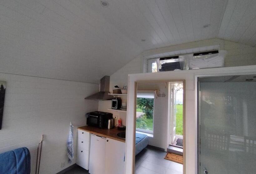 פנסיון Guest House In The Garden