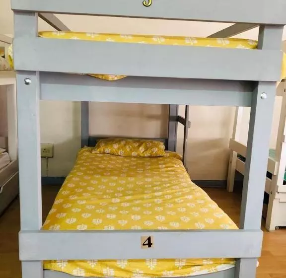 ユースホステル Home Away From Home