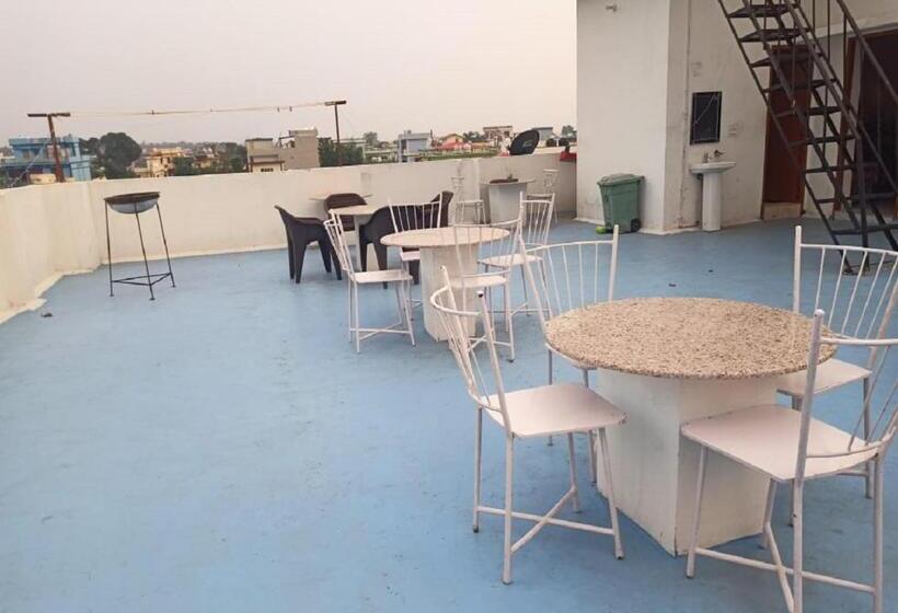 تختخواب و صبحانه Hide And Seek By Stayapart