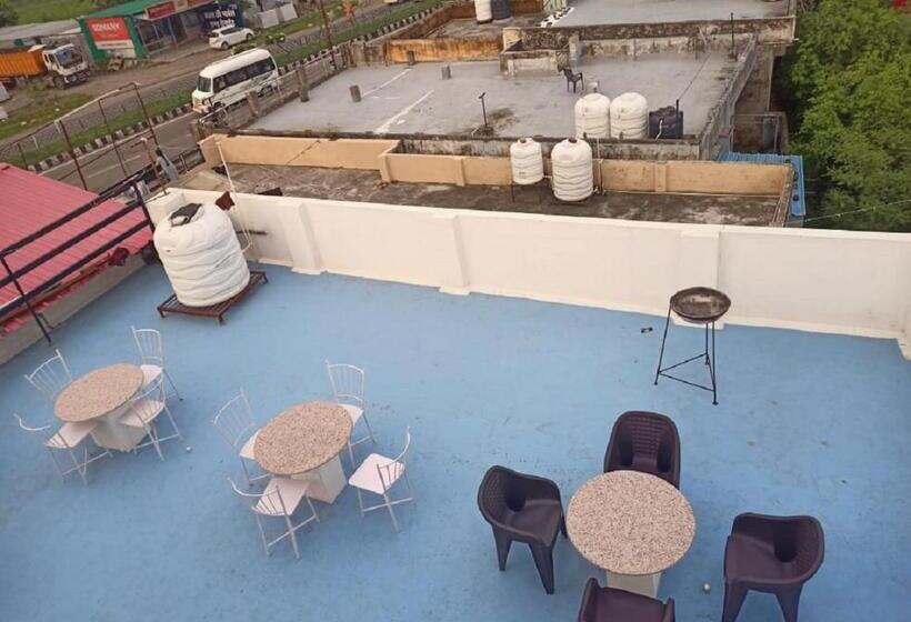 تختخواب و صبحانه Hide And Seek By Stayapart