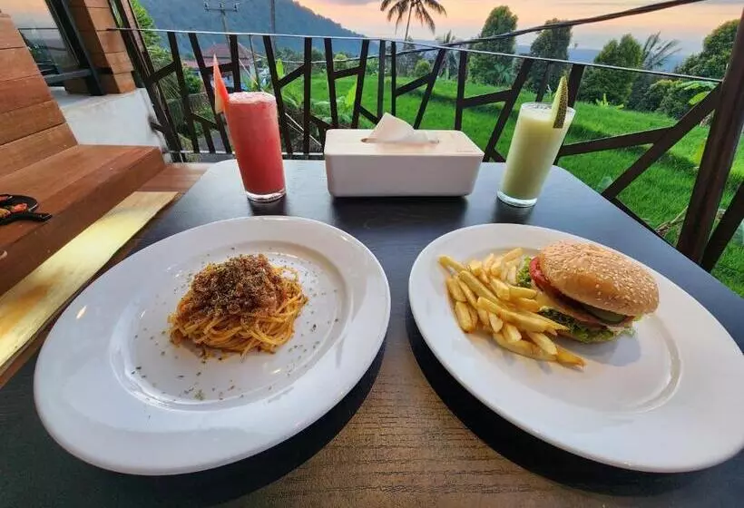 Aamiaismajoitus (B&B) Taman Dari Villa