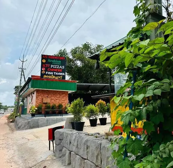Hotelli Tcs Rooms Ezhilode Payyanur