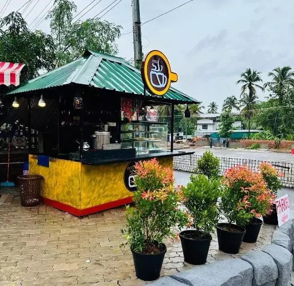 Hotelli Tcs Rooms Ezhilode Payyanur