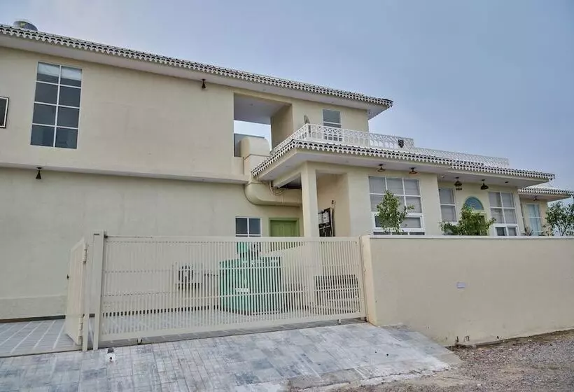 ホテル Free Birds Bungalow