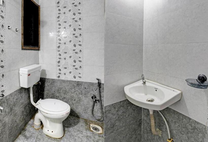 ホテル Oyo The Maharaja Place