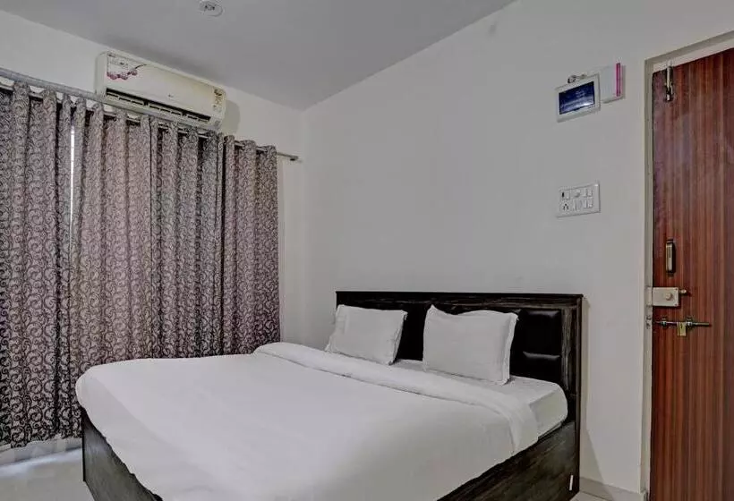 Hotelli Oyo The Maharaja Place
