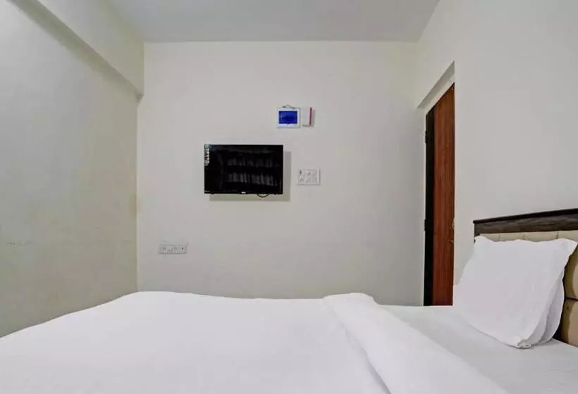 Hotelli Oyo The Maharaja Place