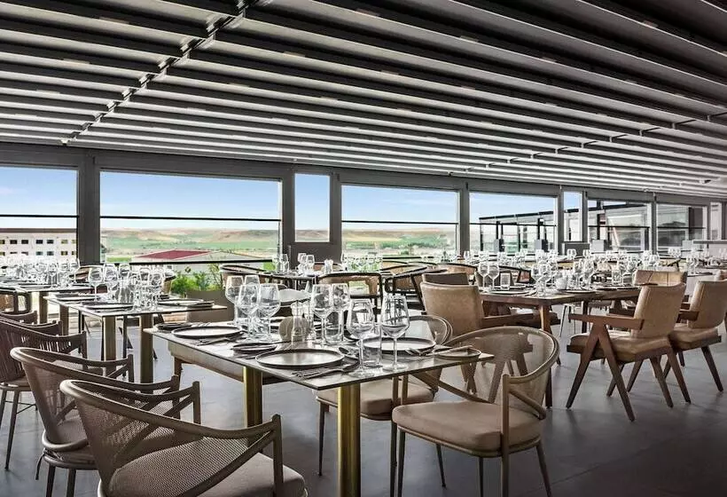 ホテル Ramada Plaza By Wyndham Batman