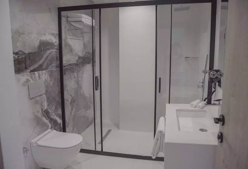 ホテル Ramada Plaza By Wyndham Batman