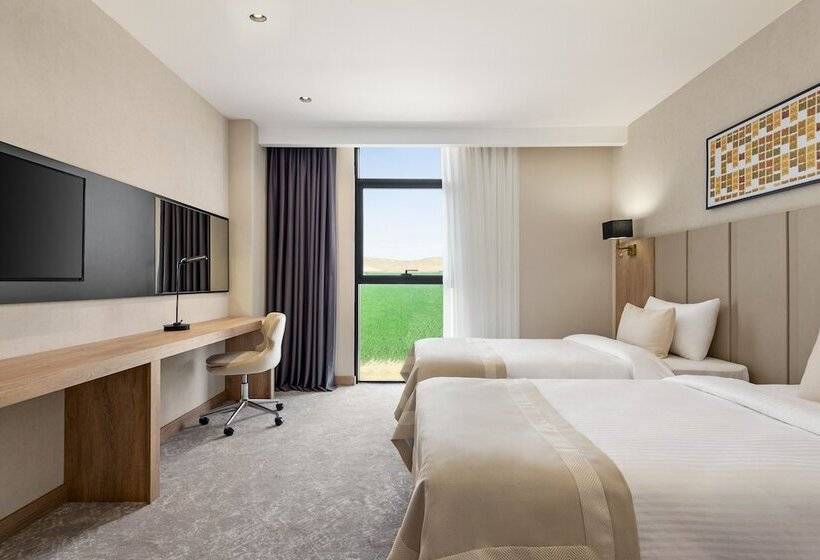 酒店 Ramada Plaza By Wyndham Batman