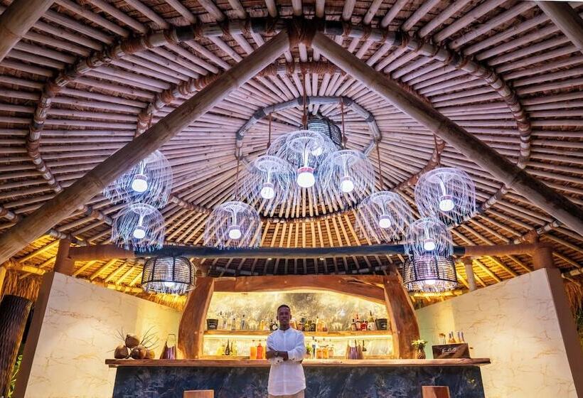 فندق Sensations Eco Chic