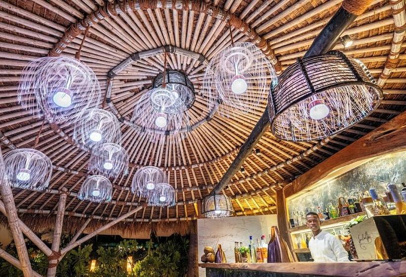 فندق Sensations Eco Chic