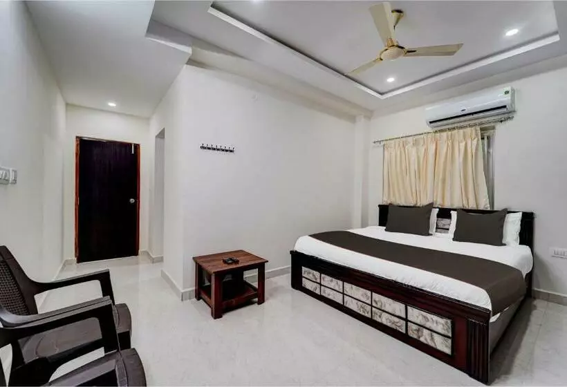 هتل Collection O Sree Balaji Hospitality Services