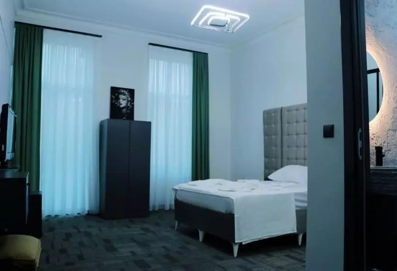 Hotelli Taksim By Rich