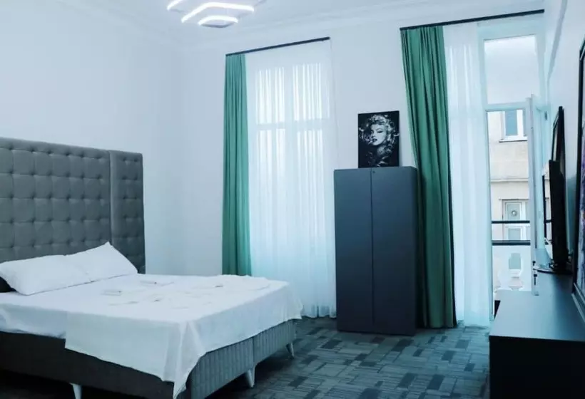 Hotelli Taksim By Rich