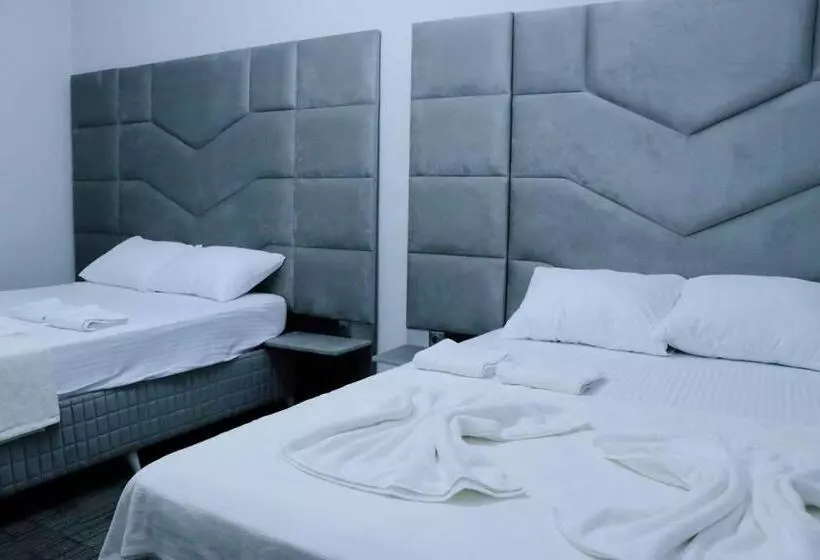 Hotelli Taksim By Rich