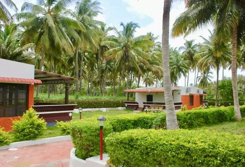 Hotelli Thiruchitrambalam Palace Resort