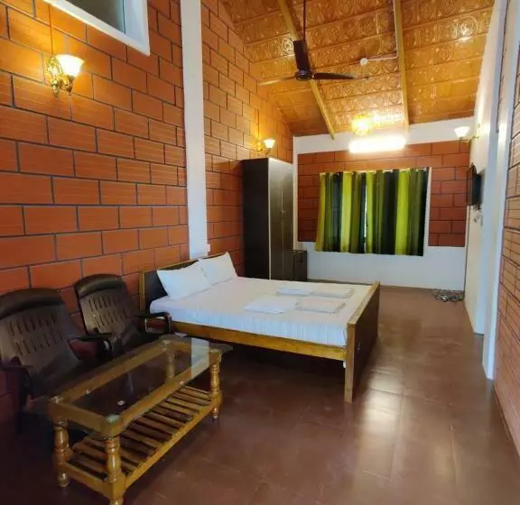 Hotelli Thiruchitrambalam Palace Resort