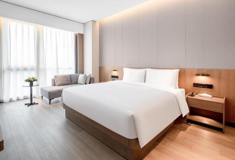 The Coli Hotel Jinan