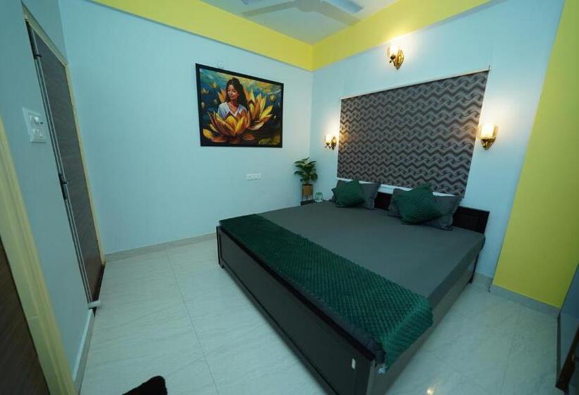 فندق صغير Golden Lotus Varanasi