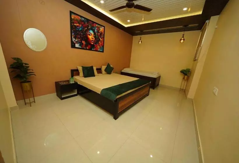 ユースホステル Golden Lotus Varanasi