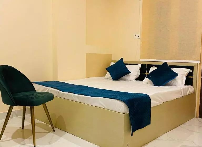 ユースホステル Golden Lotus Varanasi