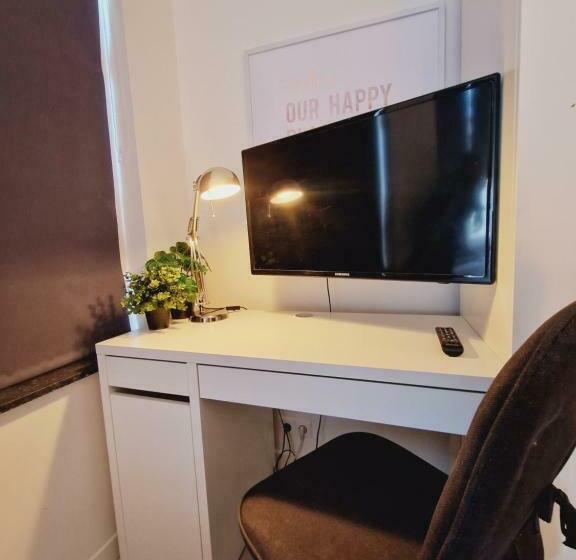 הוסטל Room303 Eindhoven By T&s