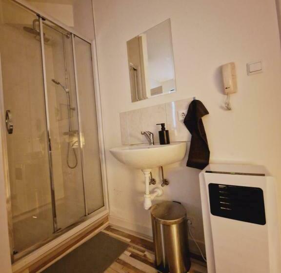 הוסטל Room303 Eindhoven By T&s