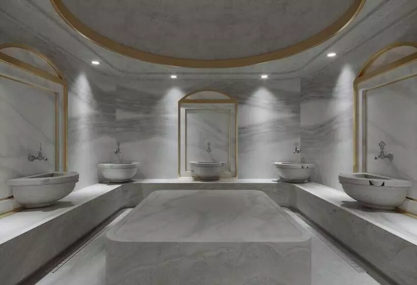 Babylon Royal Hotel & Spa