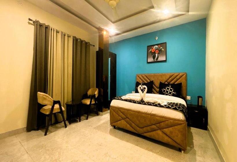 هتل Grand Parador