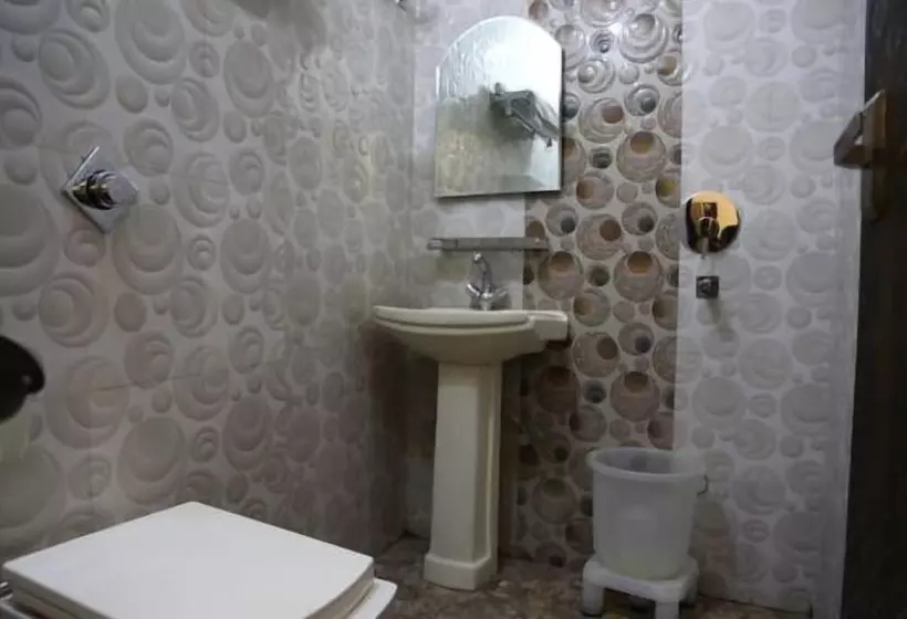 هتل New Ss Residency