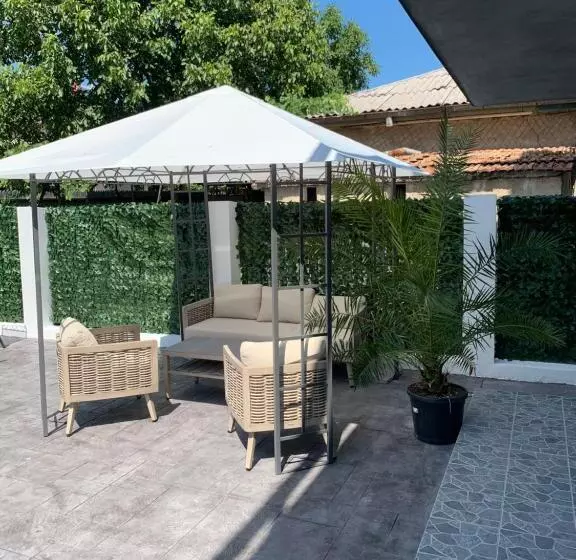 Pensió Casa Tony