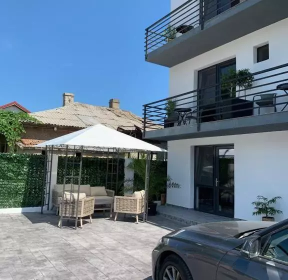 Pensió Casa Tony