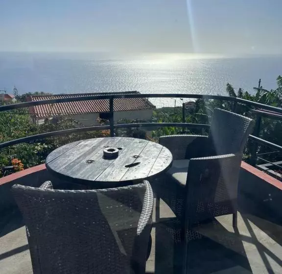 Majatalo Panoramic House