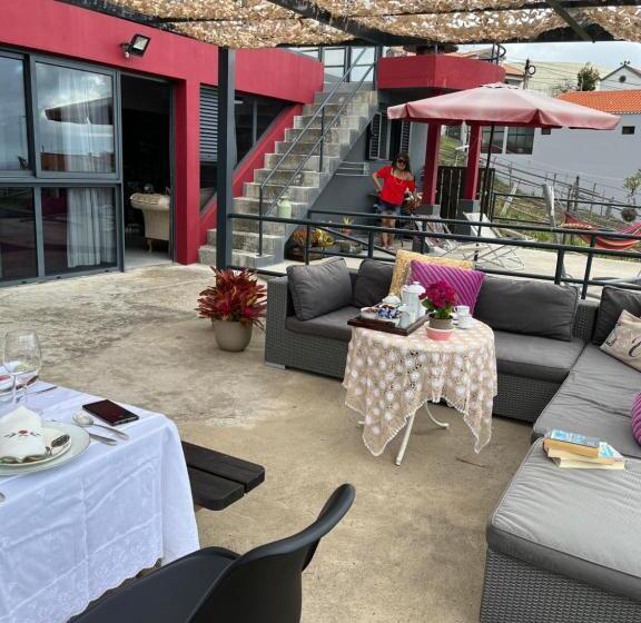 پانسیون Panoramic House