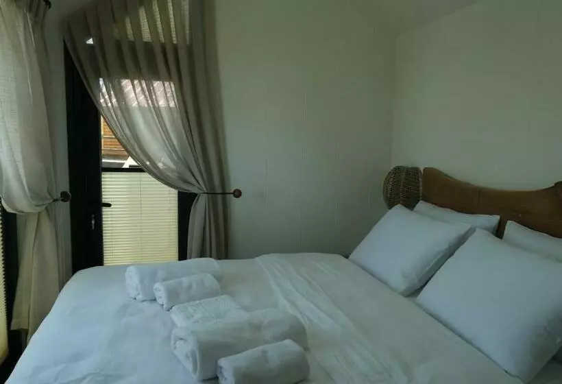 リゾートホテル Manzara Sui̇tes Orman Köy