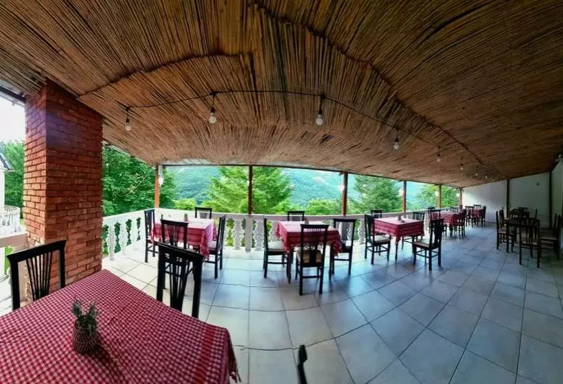 Hotel Bujtina Te Grima