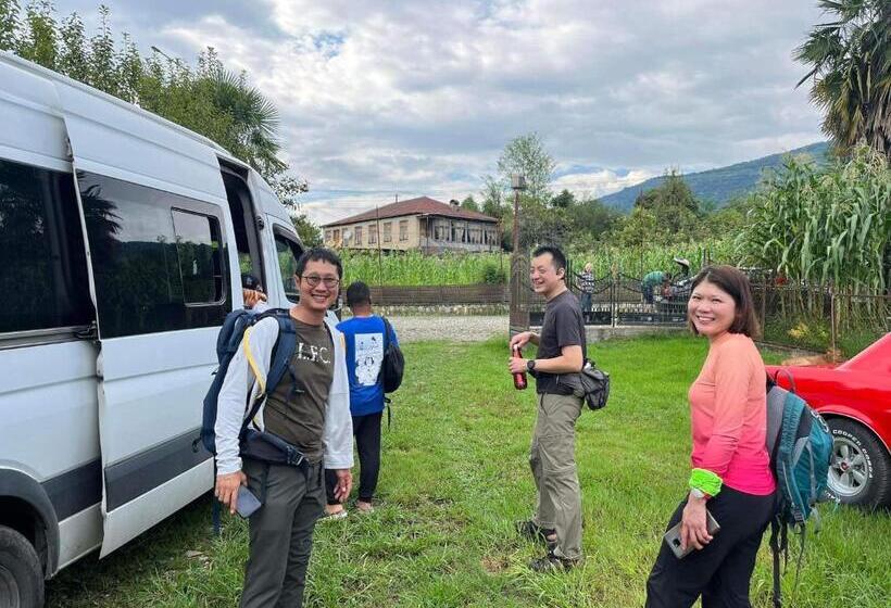 پانسیون Guesthouse Kvara  Mukhuri