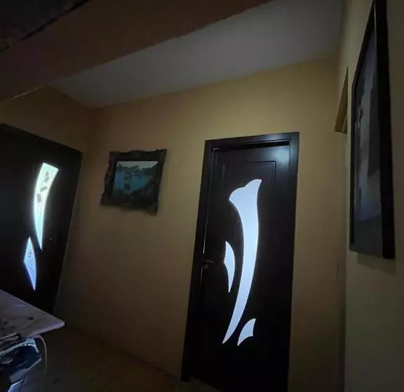 پانسیون Guesthouse Kvara  Mukhuri