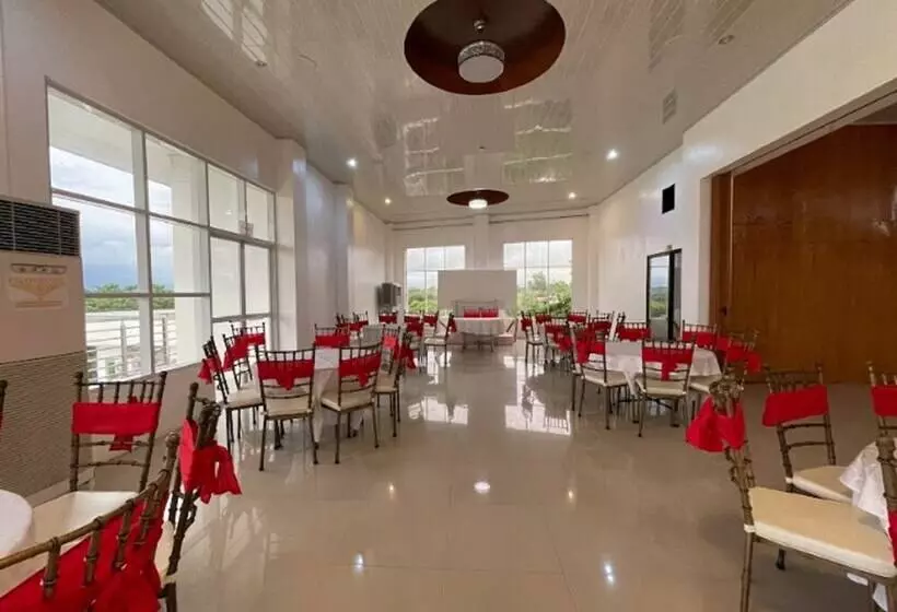 Pilot Hotel Powered By Cocotel