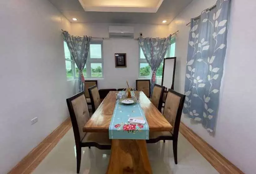 Pilot Hotel Powered By Cocotel