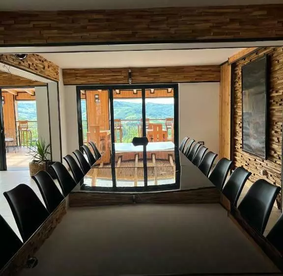 استراحتگاه Zdravkovac Country Club