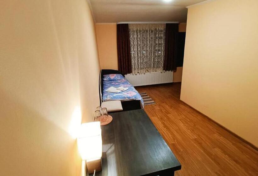 تختخواب و صبحانه Casa Simona