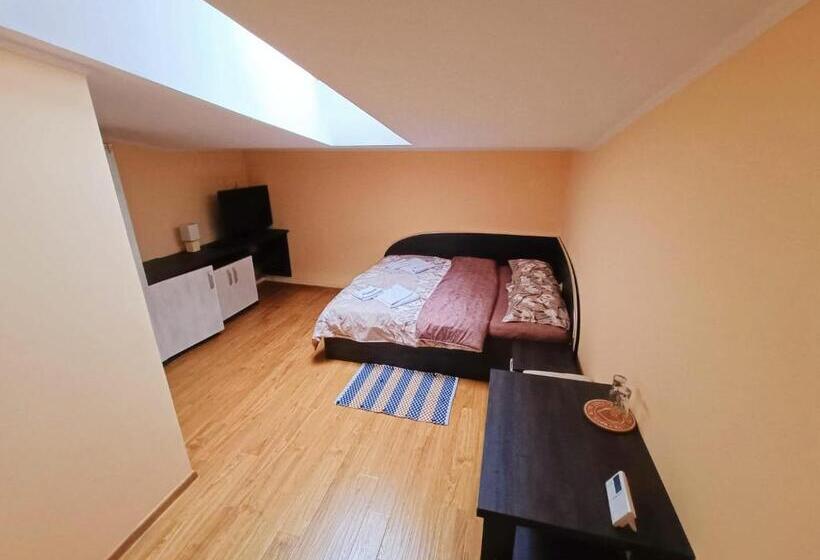 تختخواب و صبحانه Casa Simona